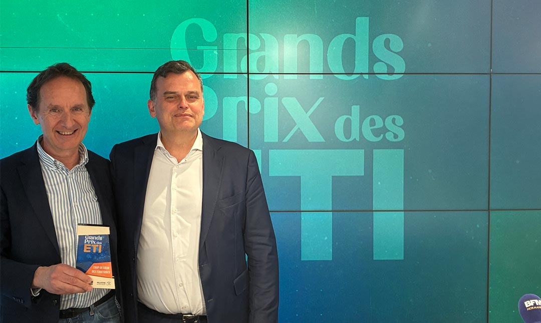 Jean-Philippe Daull PDG du Groupe CANDOR recevant le Prix coup de coeur des territoires BFM Normandie